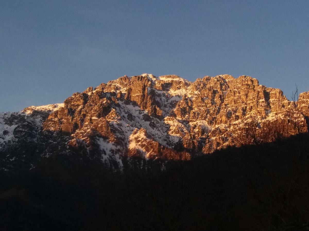 Agriturismo Piane Ono Degno Exteriér fotografie